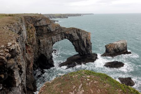 Skalní most Green Bridge of Wales